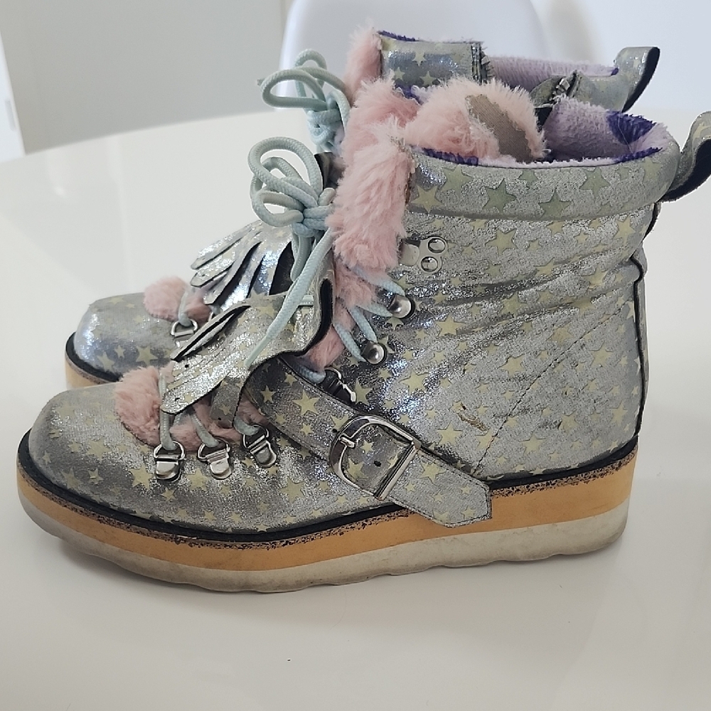 Irregular Choice Silver Star Fringe Boots with Pink Faux Fur Trim - Picture 14 of 16